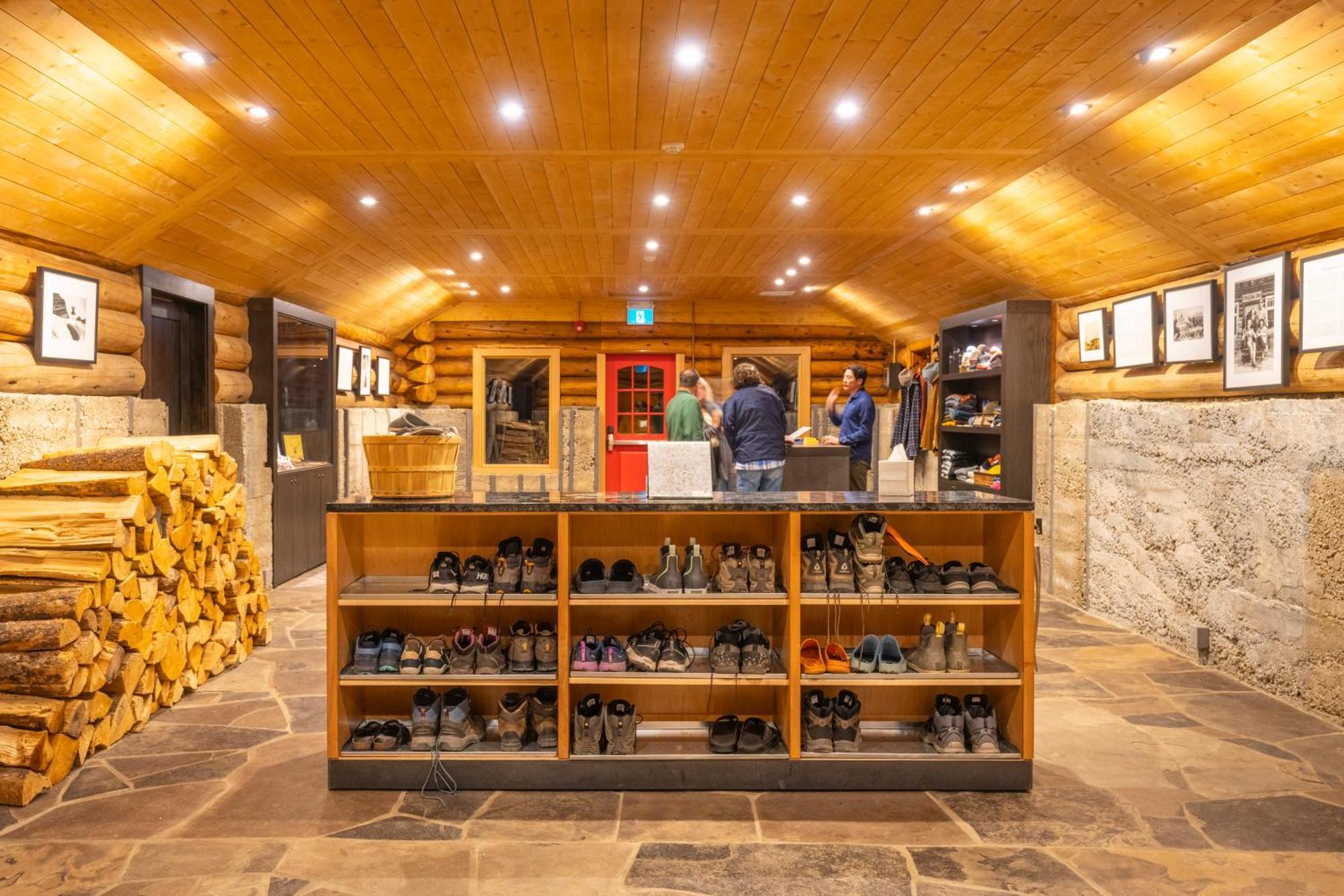 The Lodge At Bow Lake 레이크루이스 외부 사진