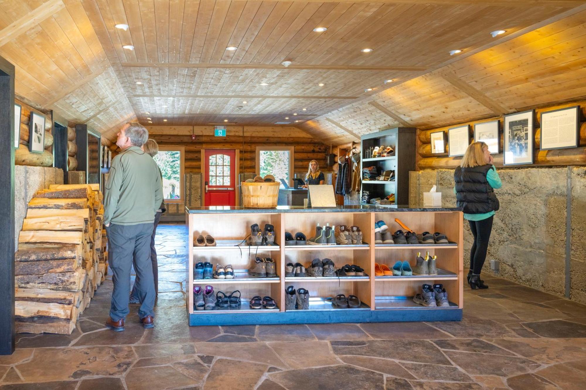 The Lodge At Bow Lake 레이크루이스 외부 사진